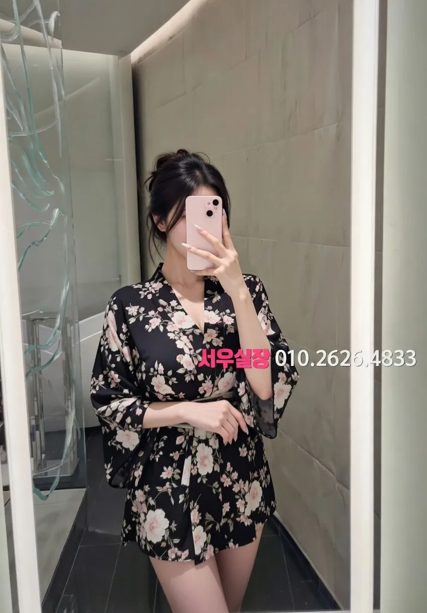 학동 룸살롱 프리미엄 라인업 10번 프로필